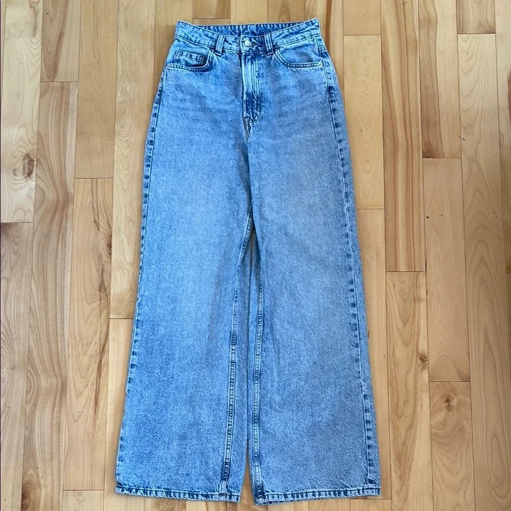 H&M | Wide Leg Jeans
